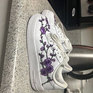 Custom air forces! Size 7!